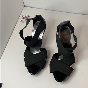 Women’s sandals